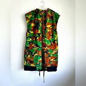 COPY - SAGA OUTERWEAR - Men’s Long-body styled Vest - XXL - Camo and Black - Li…